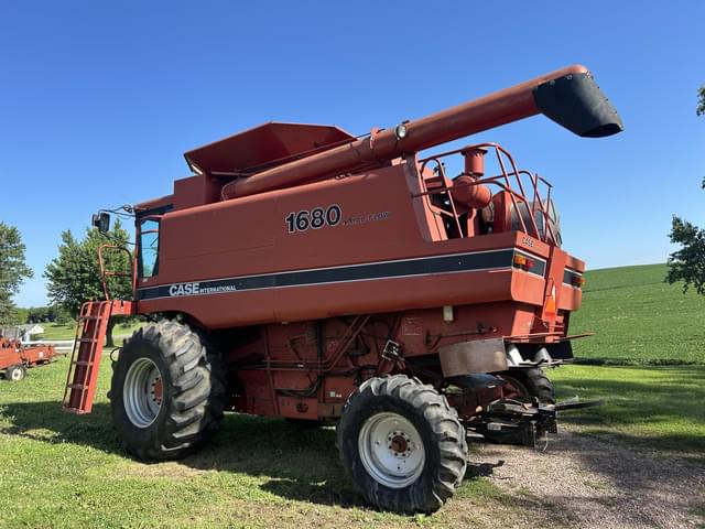 Image of Case IH 1680 equipment image 2