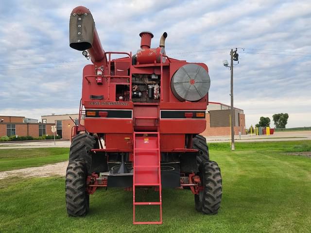 Image of Case IH 1688 equipment image 3