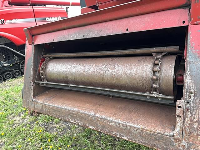 Image of Case IH 1688 equipment image 2
