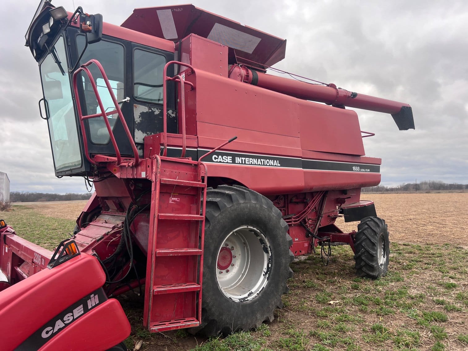 Case IH 1688 Equipment Image0