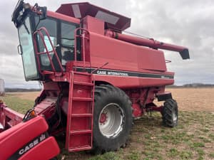 Case IH 1688 Image