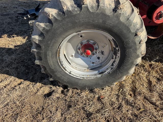 Image of Case IH 1688 equipment image 3