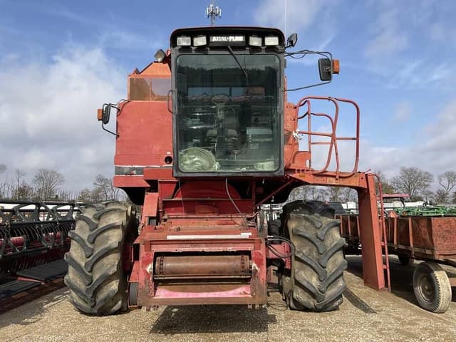 Image of Case IH 1688 equipment image 1