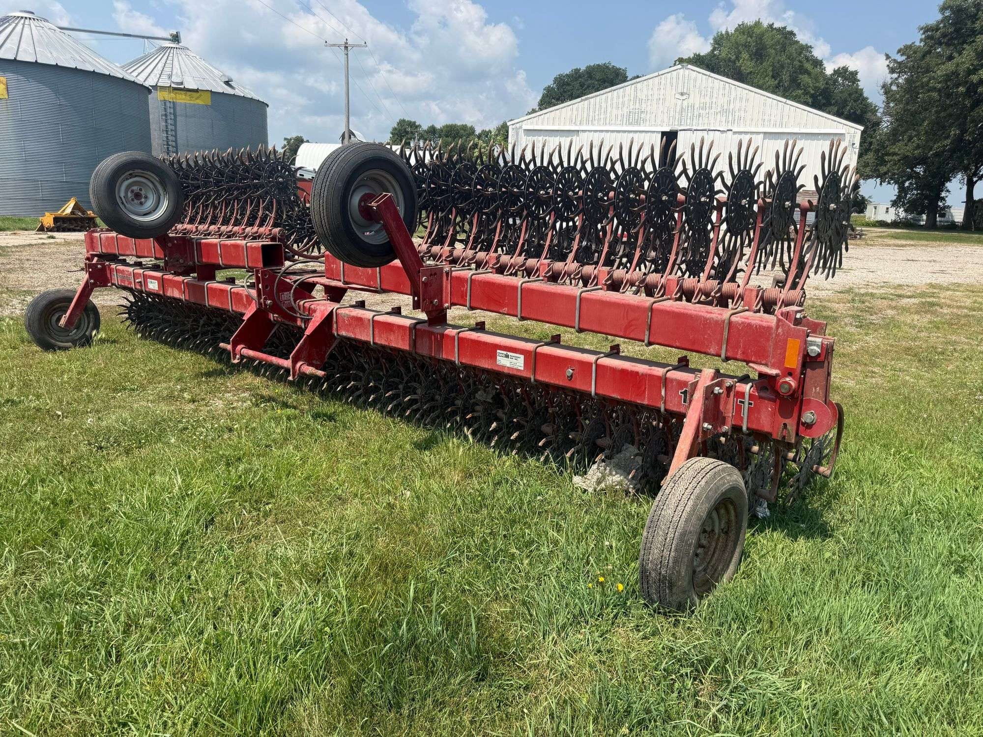 Case IH 181 Equipment Image0