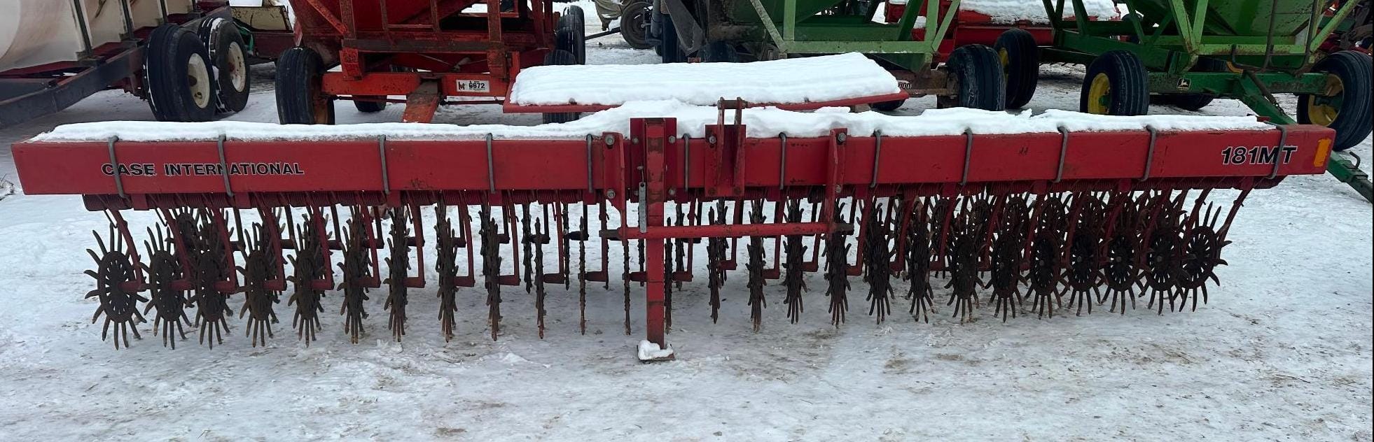 Case IH 181MT Equipment Image0