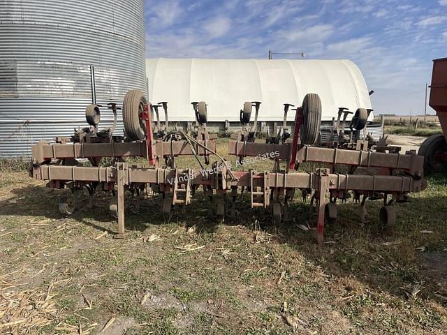 Image of Case IH 183 equipment image 1