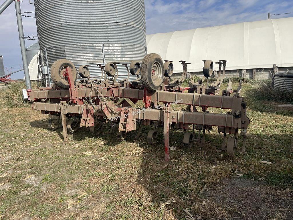 Image of Case IH 183 Primary image