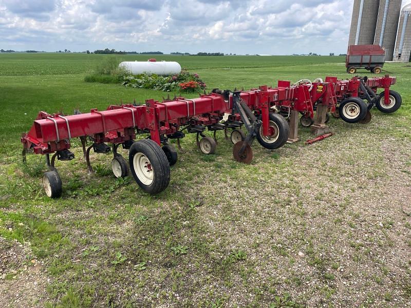 Image of Case IH 183 Primary image