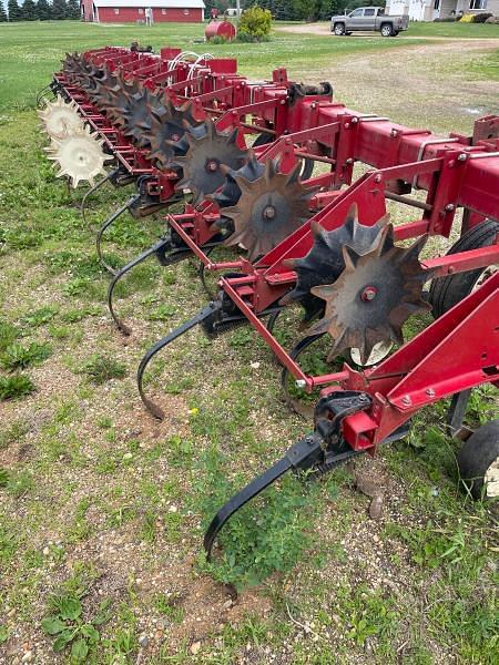 Image of Case IH 183 equipment image 4