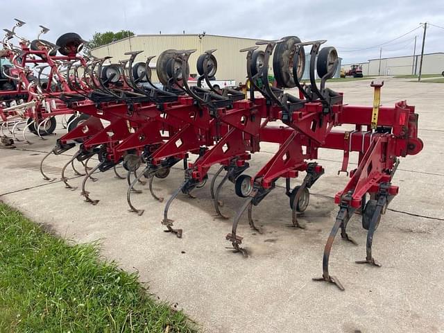 Image of Case IH 183 equipment image 3