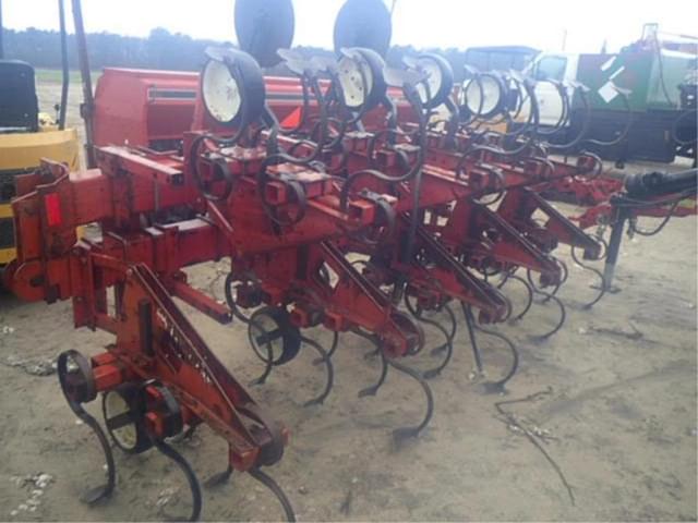 Image of Case IH 183 equipment image 1