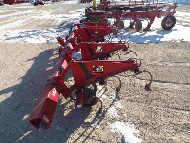 Image of Case IH 183 equipment image 3