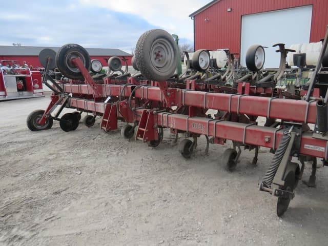 Image of Case IH 183 equipment image 1
