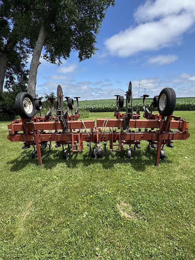 Image of Case IH 183 equipment image 4