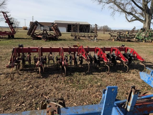 Image of Case IH 183 equipment image 2