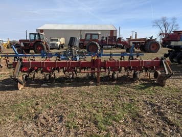 Main image Case IH 183