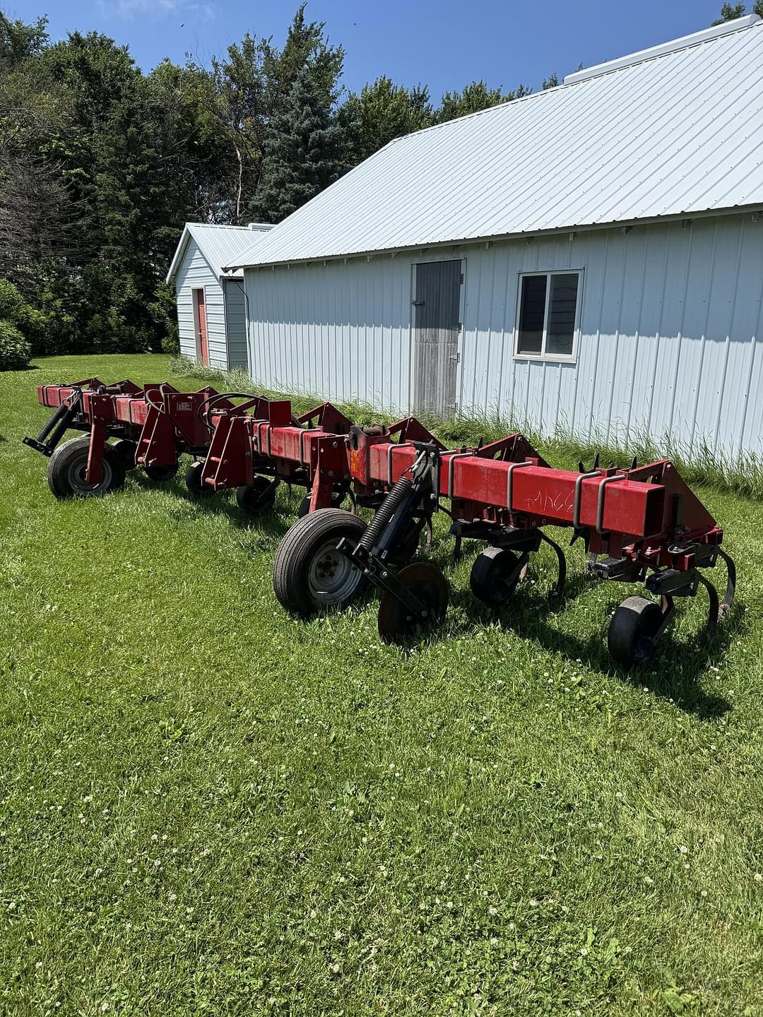 Image of Case IH 183 Primary image