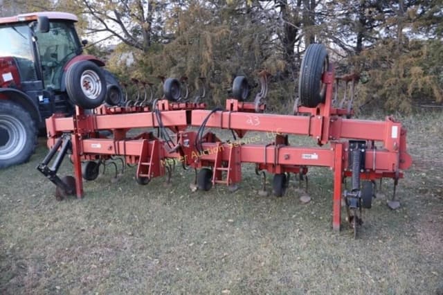 Image of Case IH 183 equipment image 3