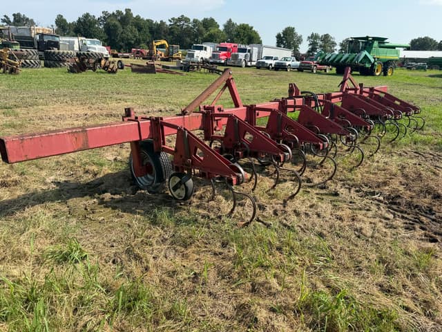 Image of Case IH 183 equipment image 3