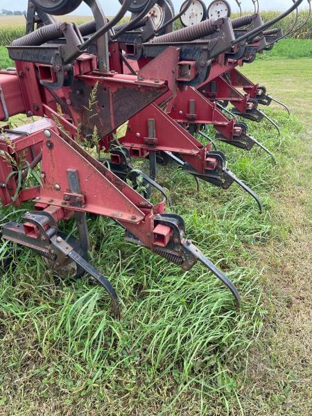 Image of Case IH 183 equipment image 4