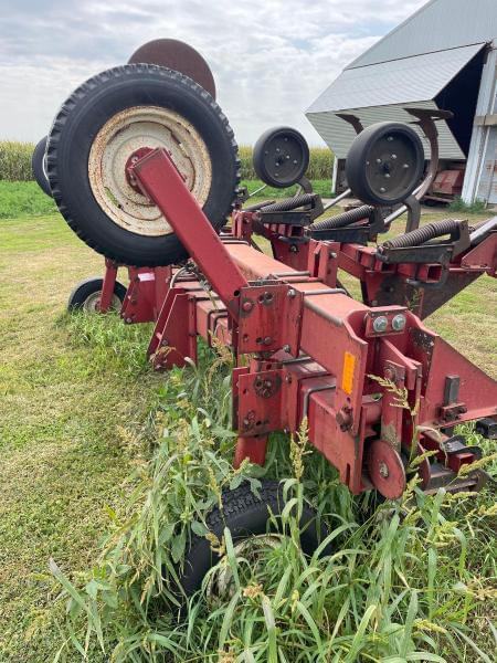 Image of Case IH 183 equipment image 3