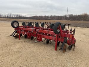 Case IH 183 Image