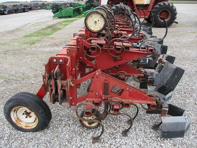 Image of Case IH 183 equipment image 2