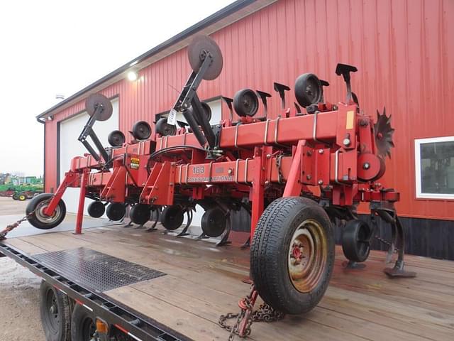 Image of Case IH 183 equipment image 4