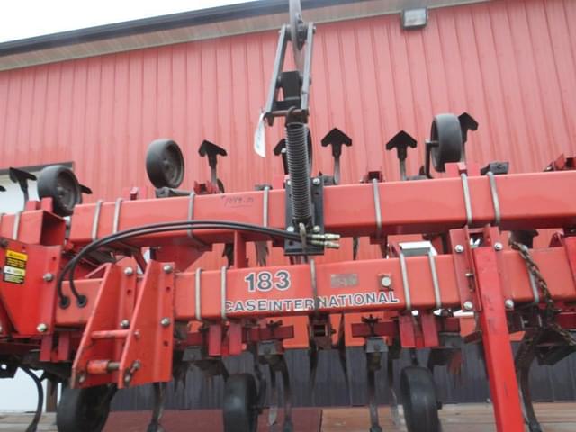 Image of Case IH 183 equipment image 2