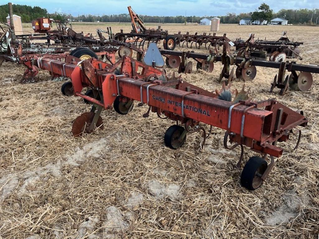 Image of Case IH 183 Image 0