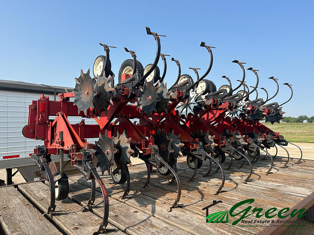 Image of Case IH 183 equipment image 4