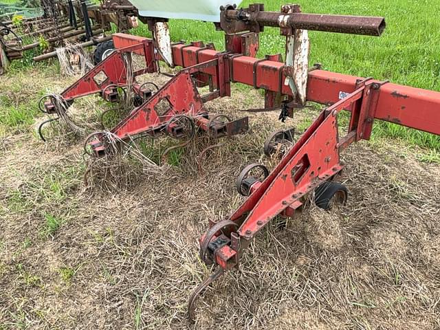 Image of Case IH 183 equipment image 4