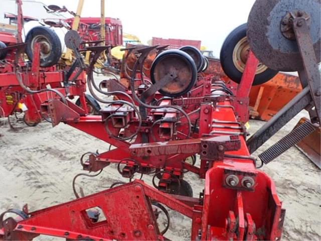 Image of Case IH 183 equipment image 4