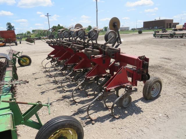 Image of Case IH 183 equipment image 4