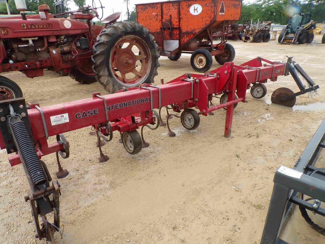Image of Case IH 183 Primary image