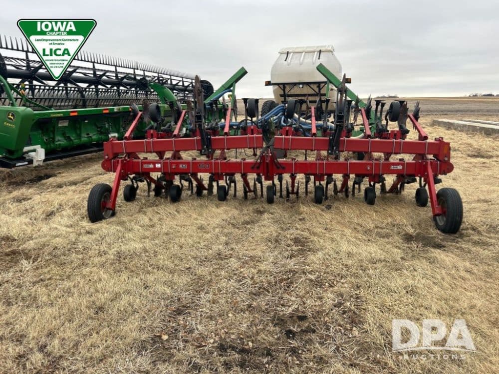 Image of Case IH 183 Primary image