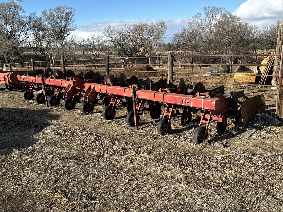 Image of Case IH 184 Primary image