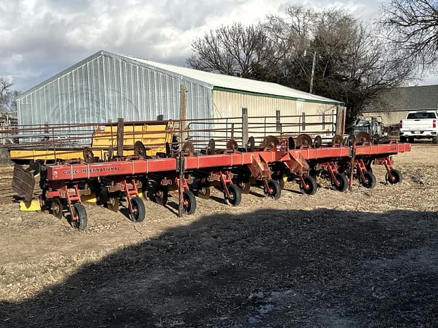 Image of Case IH 184 equipment image 1