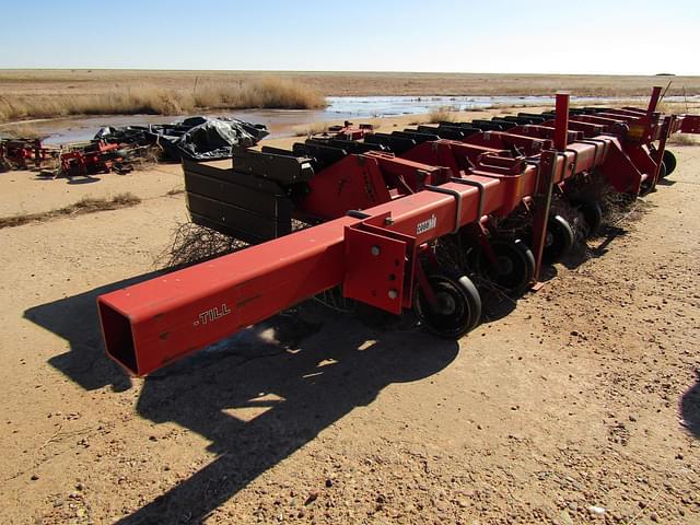 Image of Case IH 1840 equipment image 2