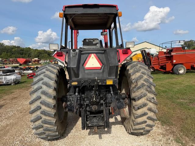 Image of Case IH 1896 equipment image 4