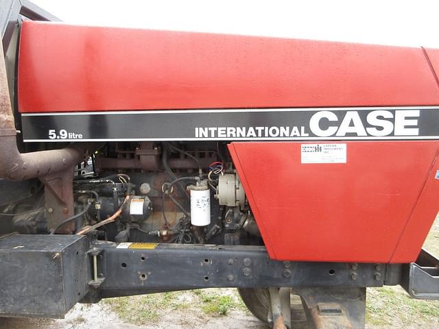 Image of Case IH 1896 equipment image 4