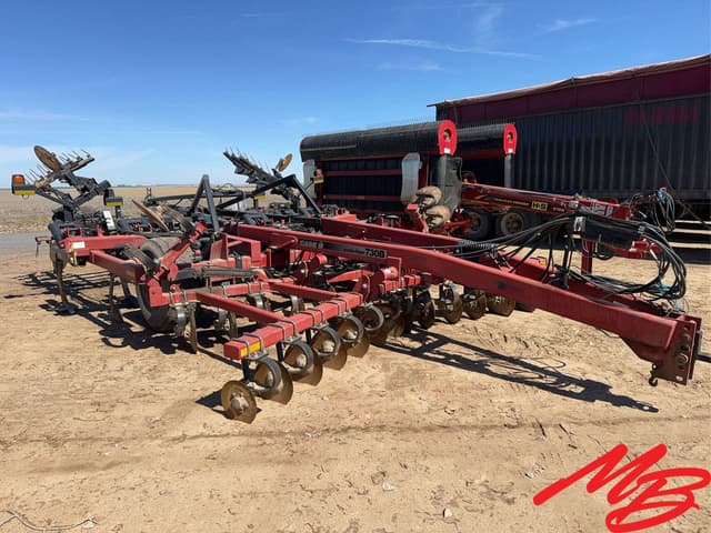 Image of Case IH Ecolo-Tiger 730B equipment image 1