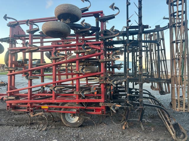 Image of Case IH Tigermate 200 equipment image 3