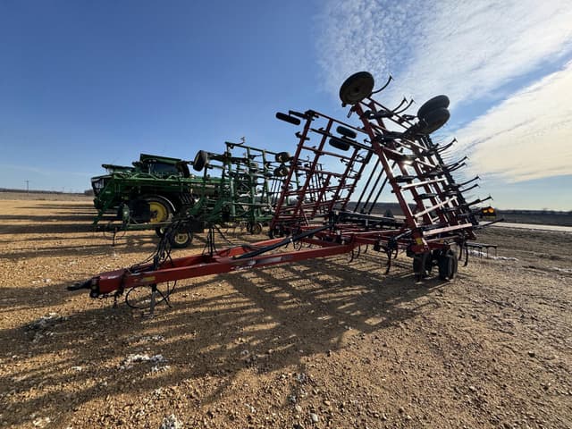 Image of Case IH Tigermate 200 equipment image 1