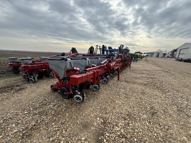 Image of Case IH 2130 equipment image 3