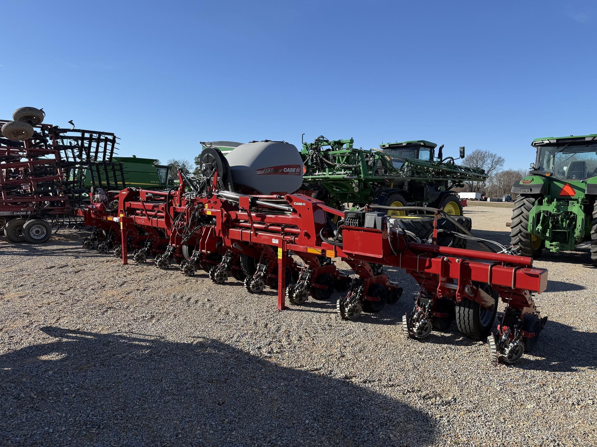 Case IH 2130 Equipment Image0