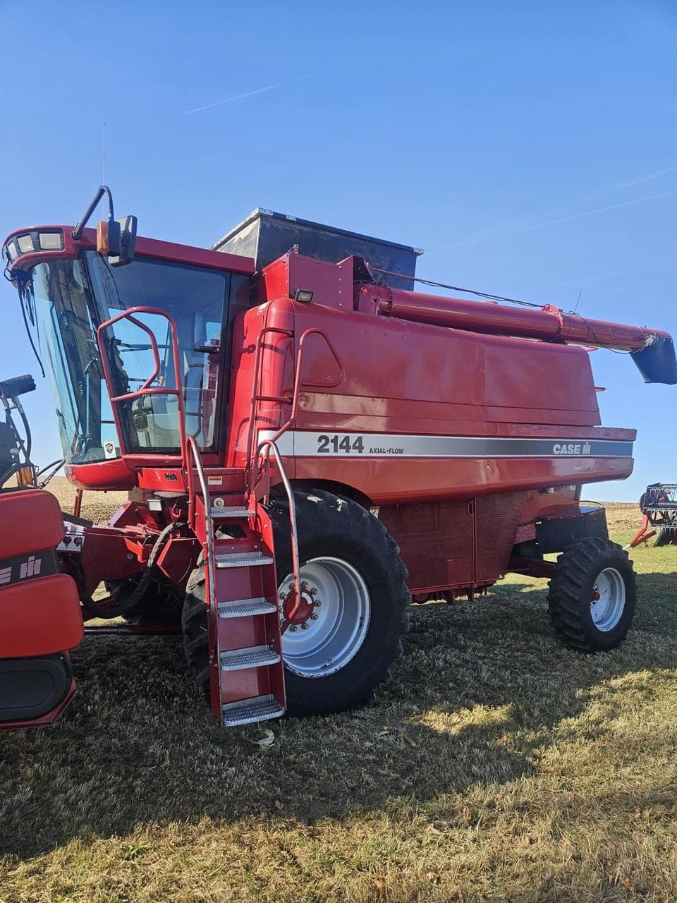 Image of Case IH 2144 Image 0
