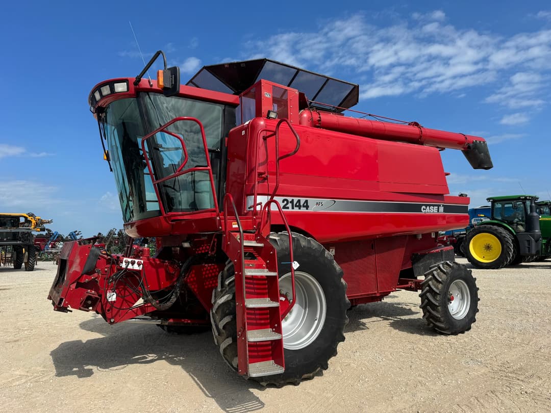 Image of Case IH 2144 Primary image