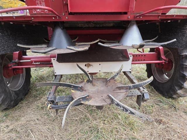 Image of Case IH 2144 equipment image 3