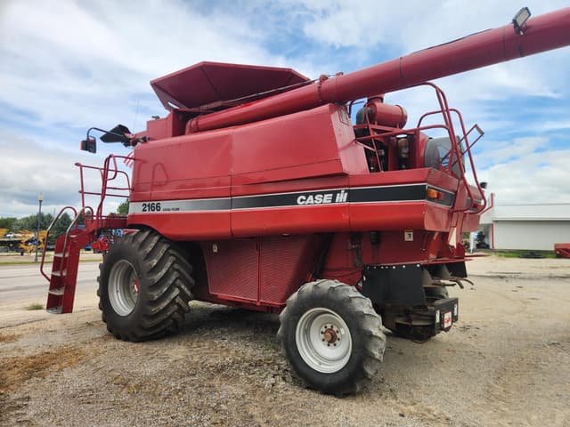 Image of Case IH 2166 equipment image 3
